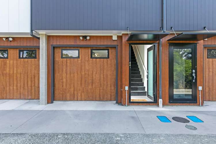 44 Ara Mara Hua Henderson_18