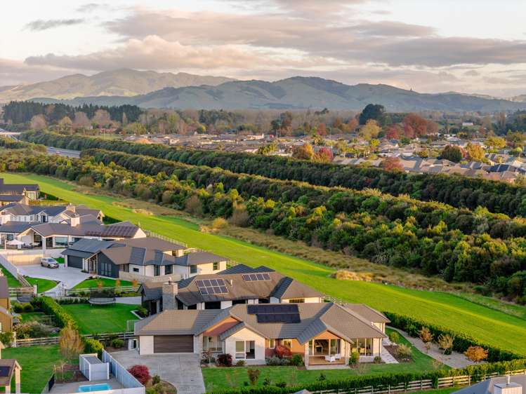 41 Alan Livingston Drive Cambridge_30