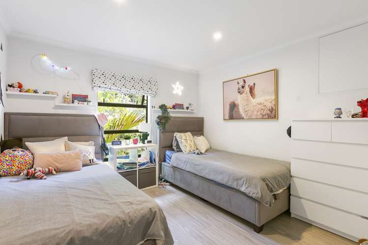 14 Eastvale Close Greenhithe_12