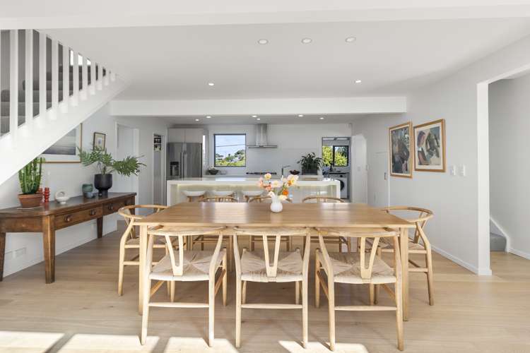 88 Queens Drive Oneroa_13