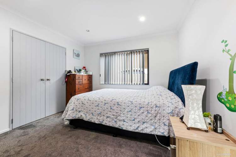 1/25a Aldersgate Road Hillsborough_19