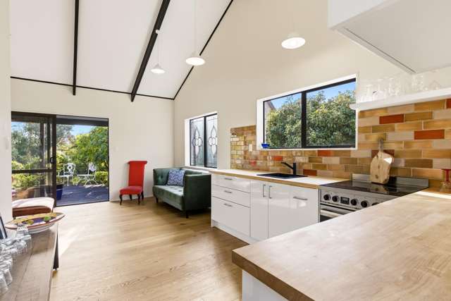 32 Charles Crescent Rainbow Point_2