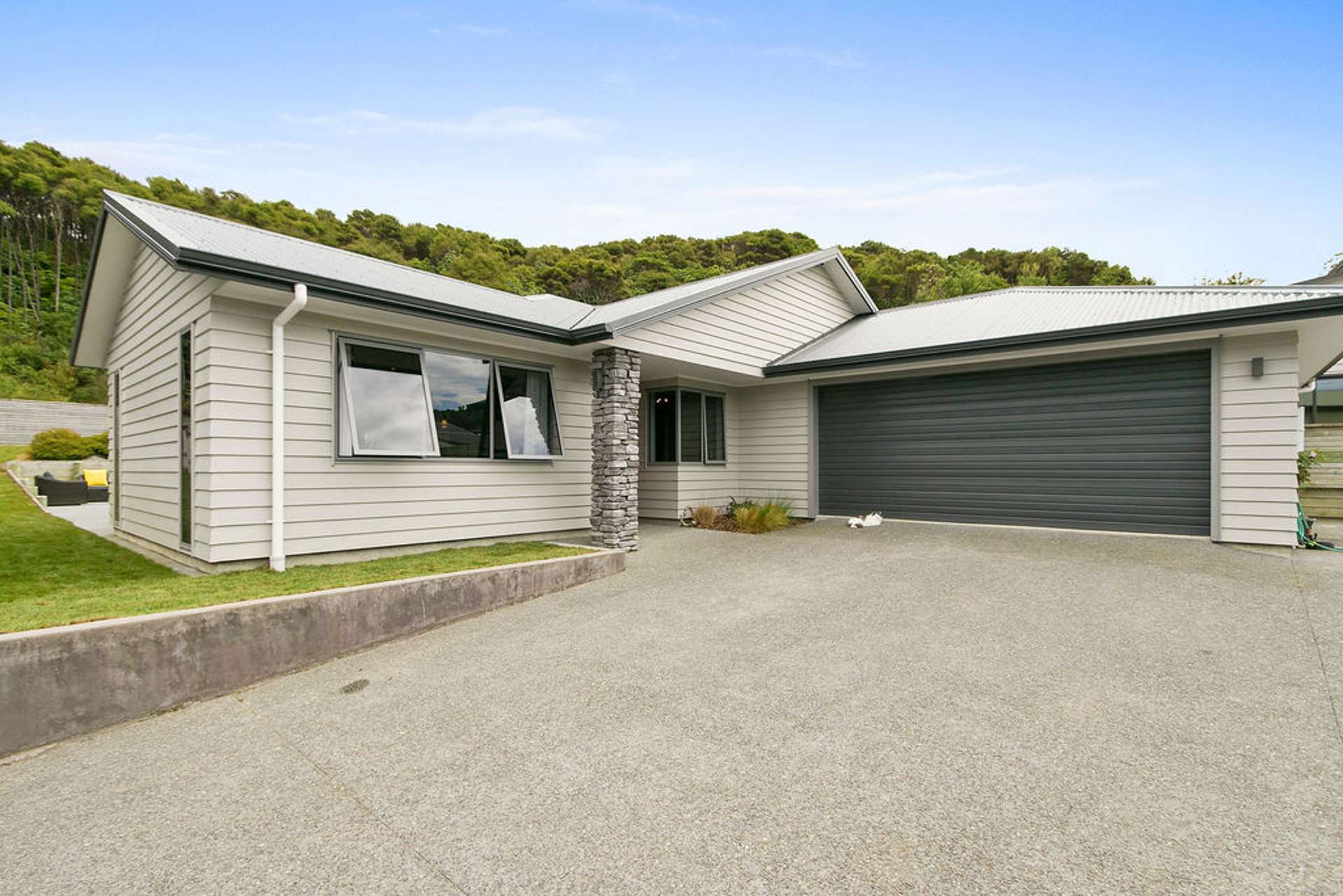 37 Kawatiri Grove Wainuiomata_0