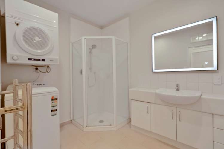 2k/72 Wellesley Street Auckland Central_7