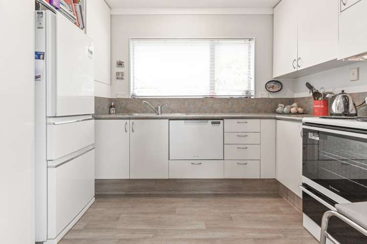 1/1004 Waipuna Street Mahora_7