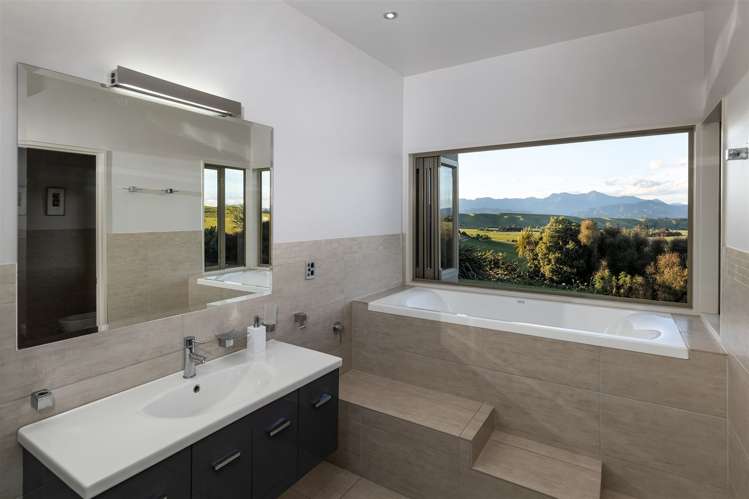 226 Wrekin Road Fairhall_17