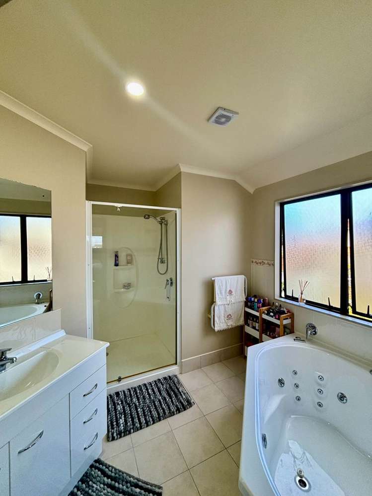 37 Crossandra Drive Mangere_11