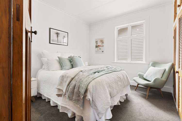 75 Kauri Street Miramar_9