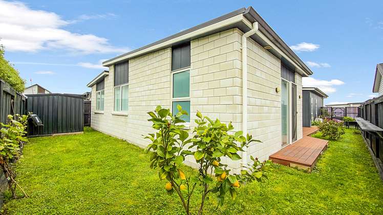 57 Trewern Avenue Chartwell_19