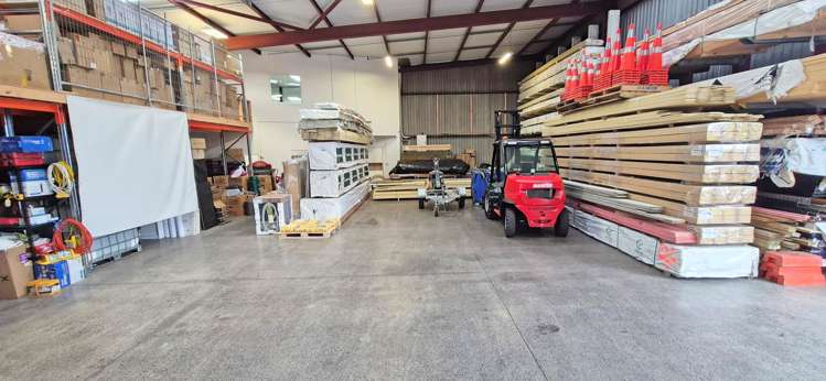Unit F/5 Armstrong Road Rosedale_1