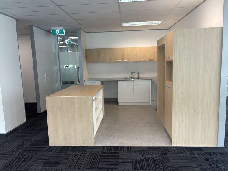 B/18 Normanby Road Mt Eden_5