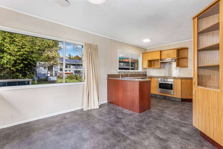 486 West Coast Road Glen Eden_9