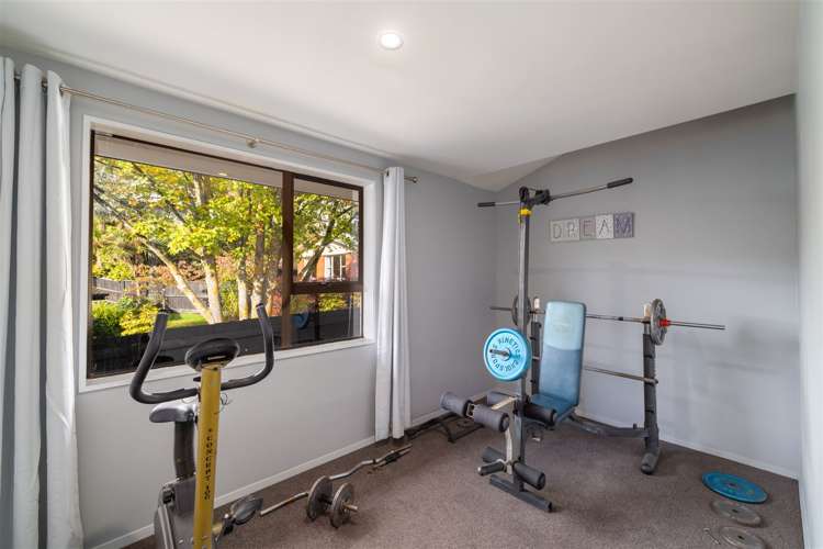 27 Gunns Crescent Cashmere_19