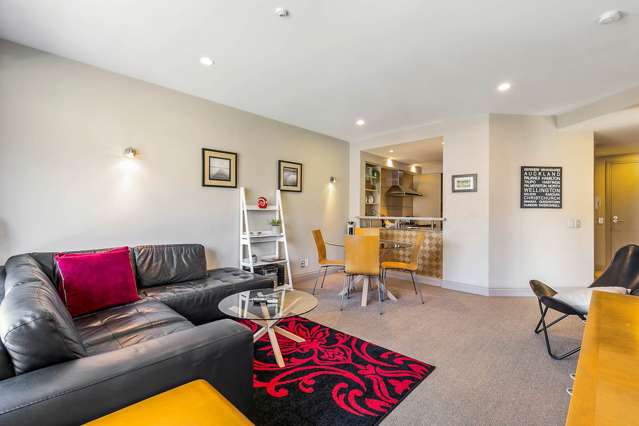 2L/22 Pakenham Street East City Centre_4