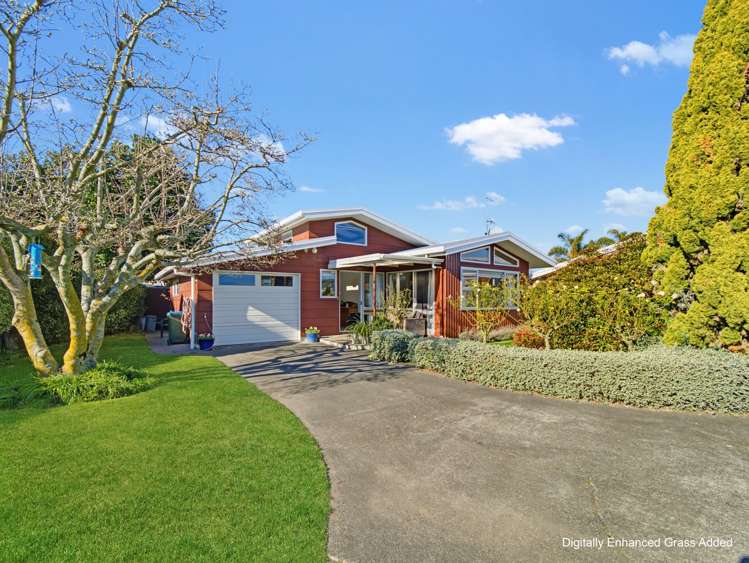 24a Upham Crescent_0