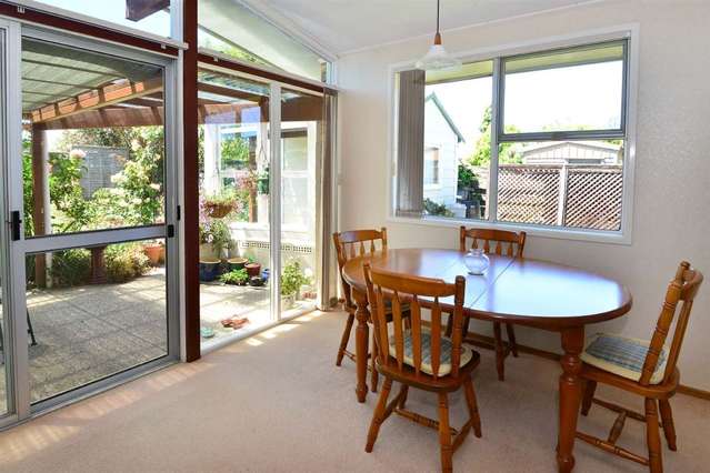 12 Lillian Place Orewa_4