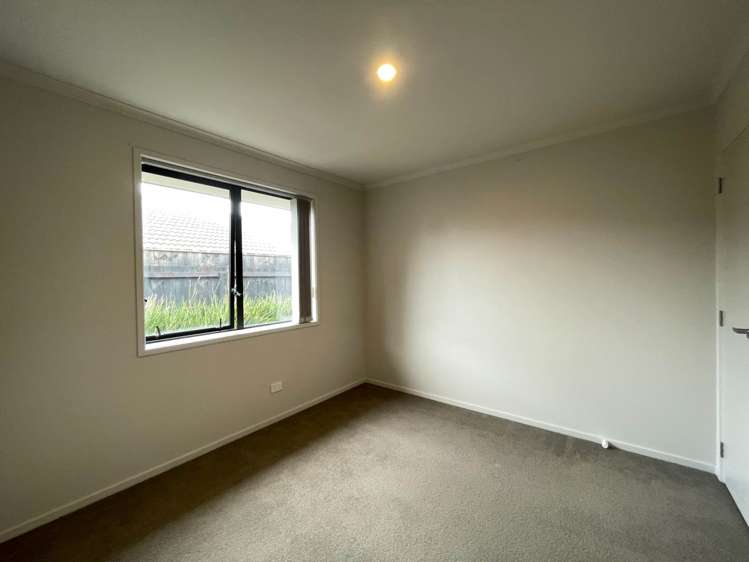 63 Sunningdale Street Wattle Downs_5