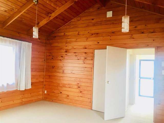 24 Miriam Corban Heights Henderson_4