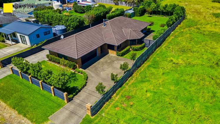 17 Fourth View Avenue Beachlands_32