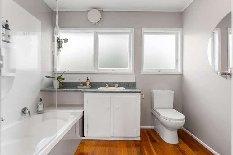 28 Lindis Place Mangere Bridge_25