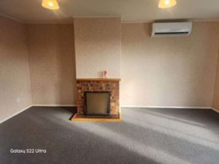 30 Corinna Street Waitangirua_6