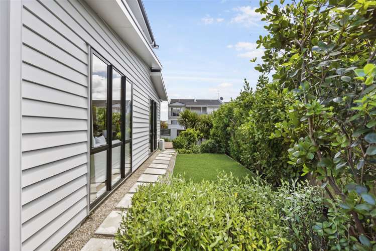 97 Medallion Drive Oteha_35