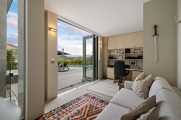 13 Loop Road Kelvin Heights_22