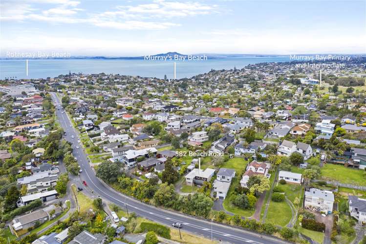 582 Beach Road Rothesay Bay_11