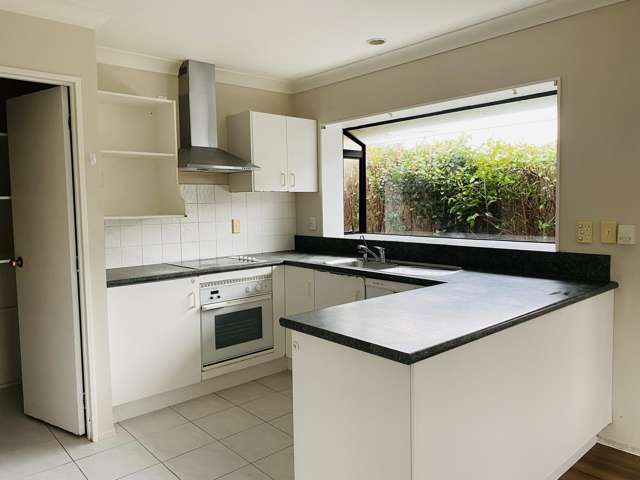 2/9 Stratford Road Alfriston_4