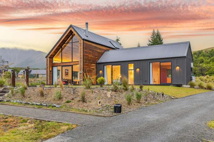 50 Luge Loop Castle Hill_30