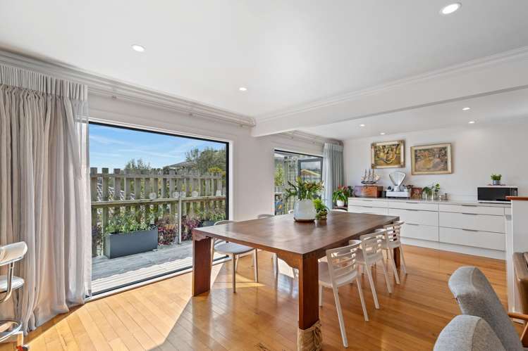 2/3 Sharon Road Waiake_10