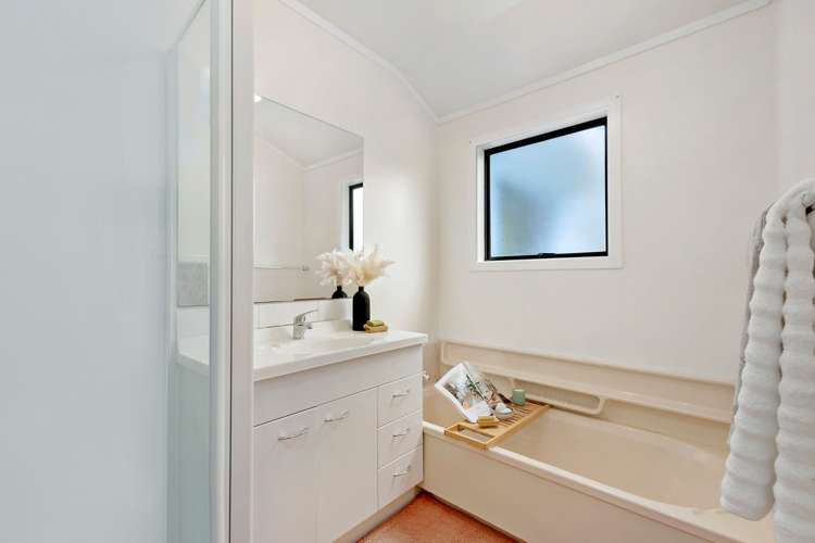 17 Taranui Place Mangawhai Heads_11