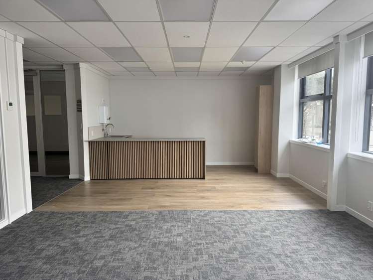 6 Herschell Street Napier South_3