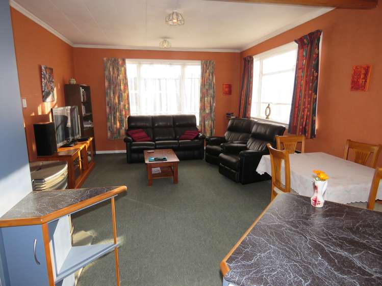 6 Cavell Street Reefton_17