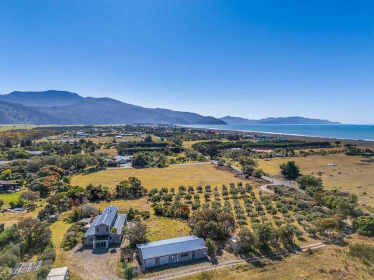 10 Bay End Rarangi_16
