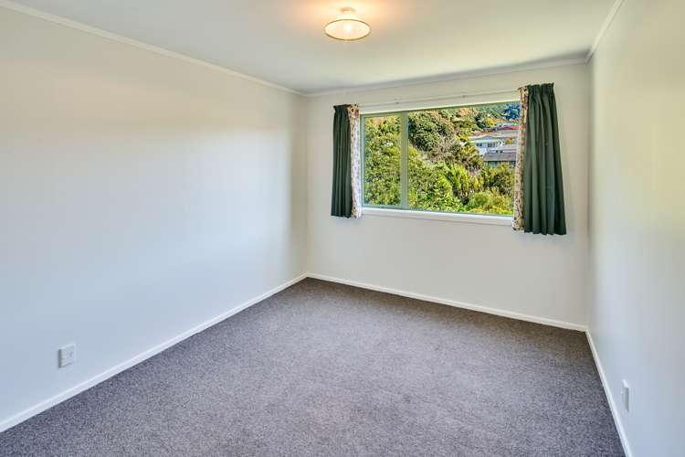 1a Sunrise Boulevard Tawa_12