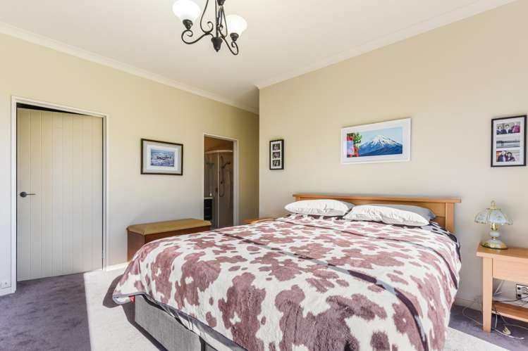 17 Hart Road Richmond_17