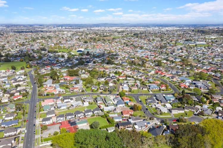 9b Malcolm Place Mangere East_21