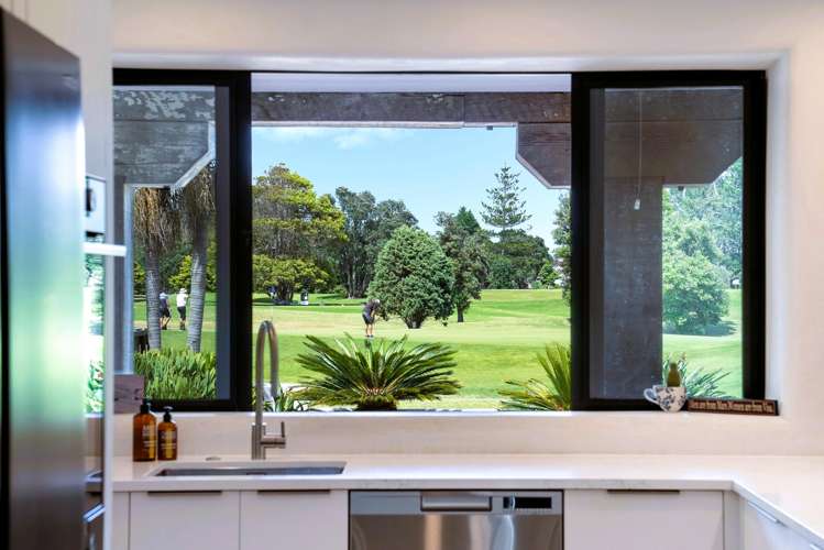 214 Oceanbeach Road Mt Maunganui_1