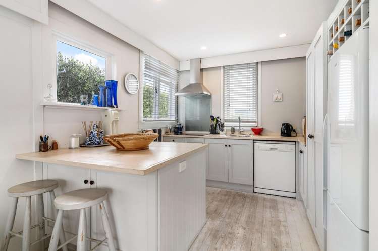204 Beverley Terrace Whangamata_7