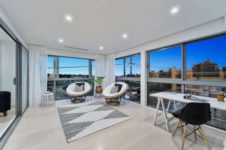 17 Winscombe Street Belmont_10