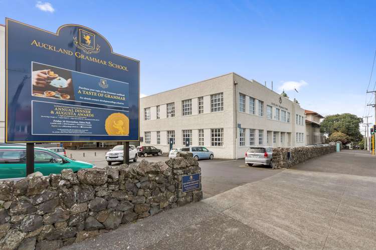 2/94 Gillies Avenue Epsom_11