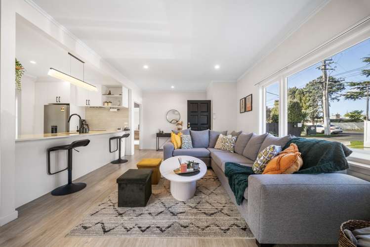 403B West Coast Road Glen Eden_2