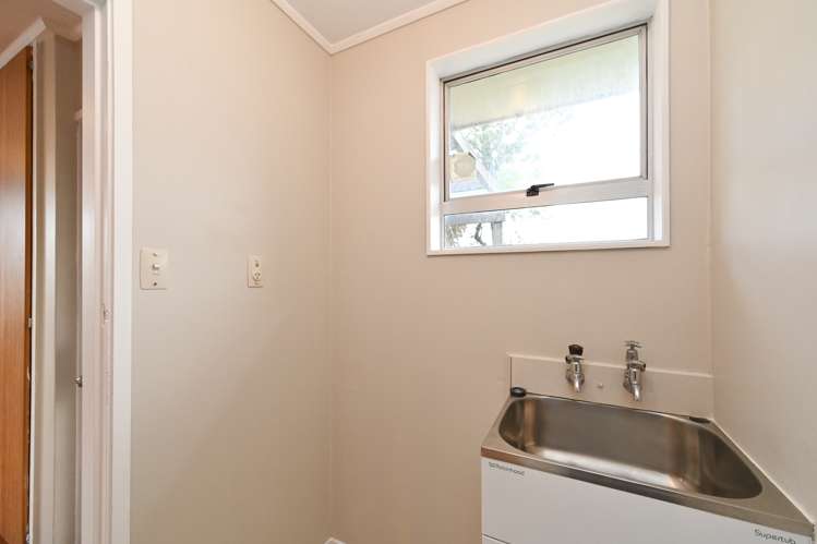 25 Lanark Crescent Tamatea_8