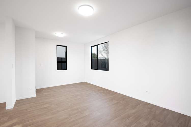 1204a Norfolk Crescent_4