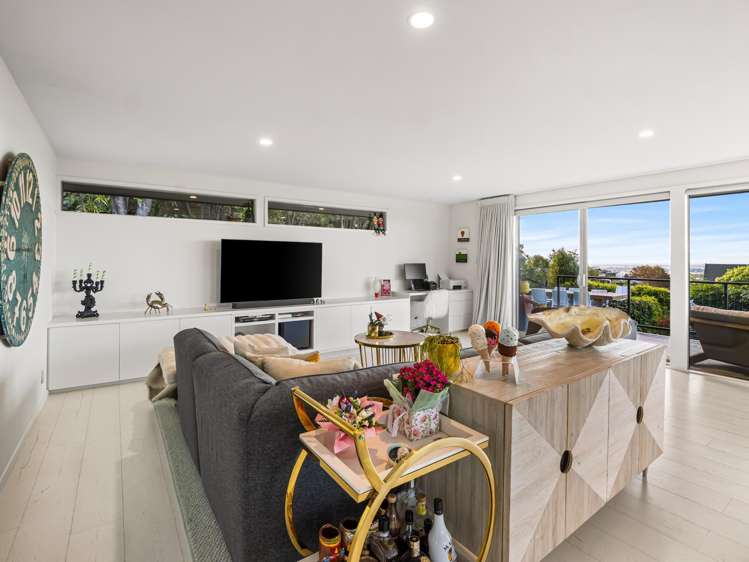 137 Soleares Avenue Mount Pleasant_9