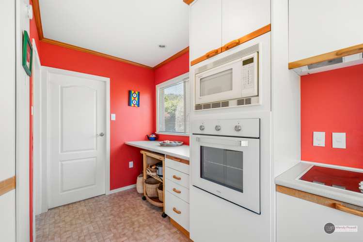 18 Harewood Grove Pinehaven_6