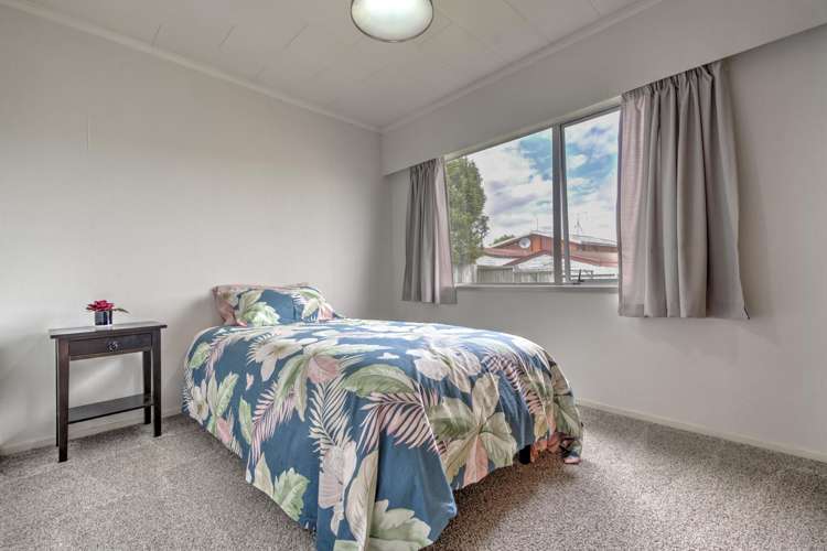 27 Glamis Avenue Dinsdale_13