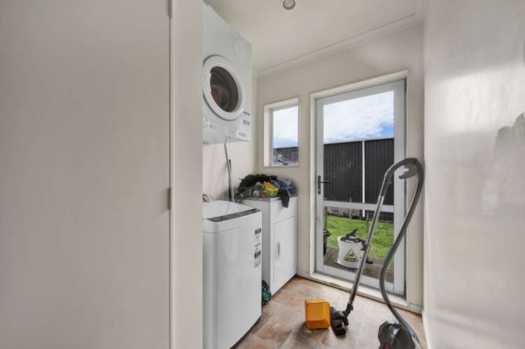 5 Warwick Road Stratford_12