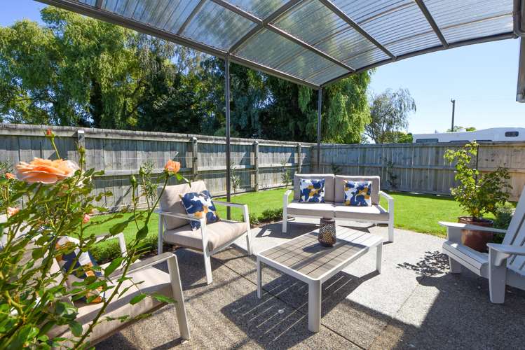 87 Ashmore Park Road Carterton_12